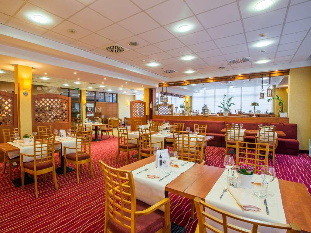 Qubus Hotel Glogow Restaurant foto
