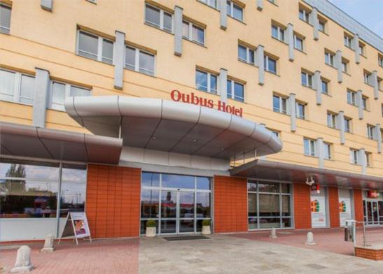 Qubus Hotel Glogow Exterior foto